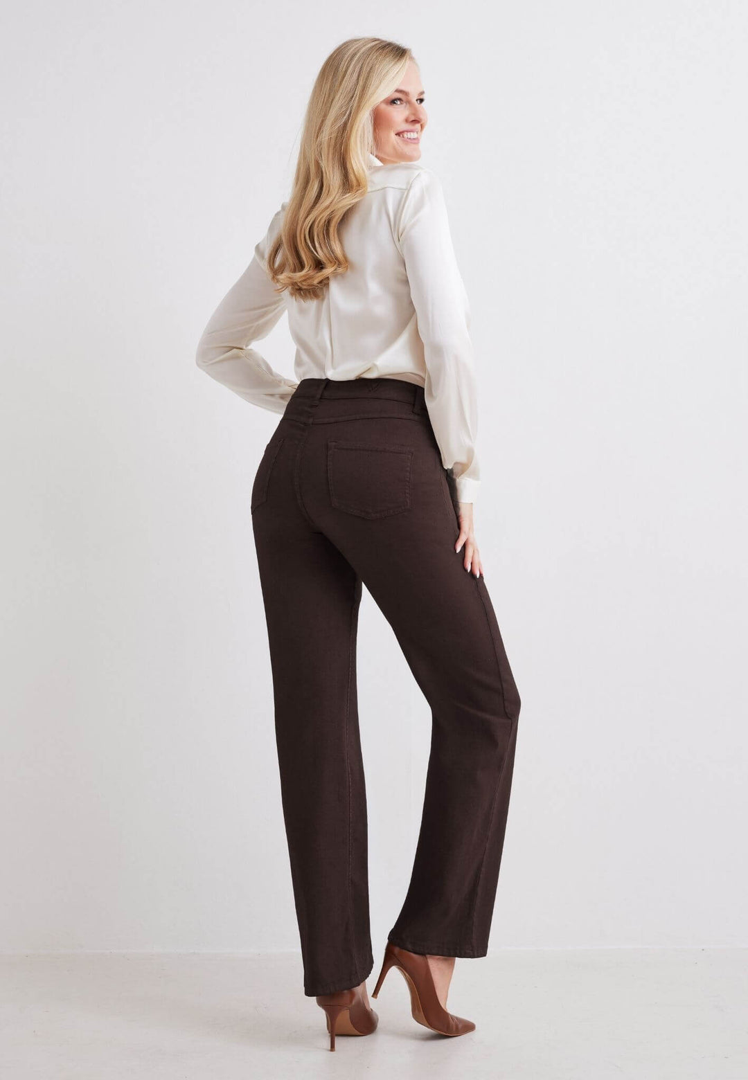 wonderjeans Relaxed Straight Brown Denim