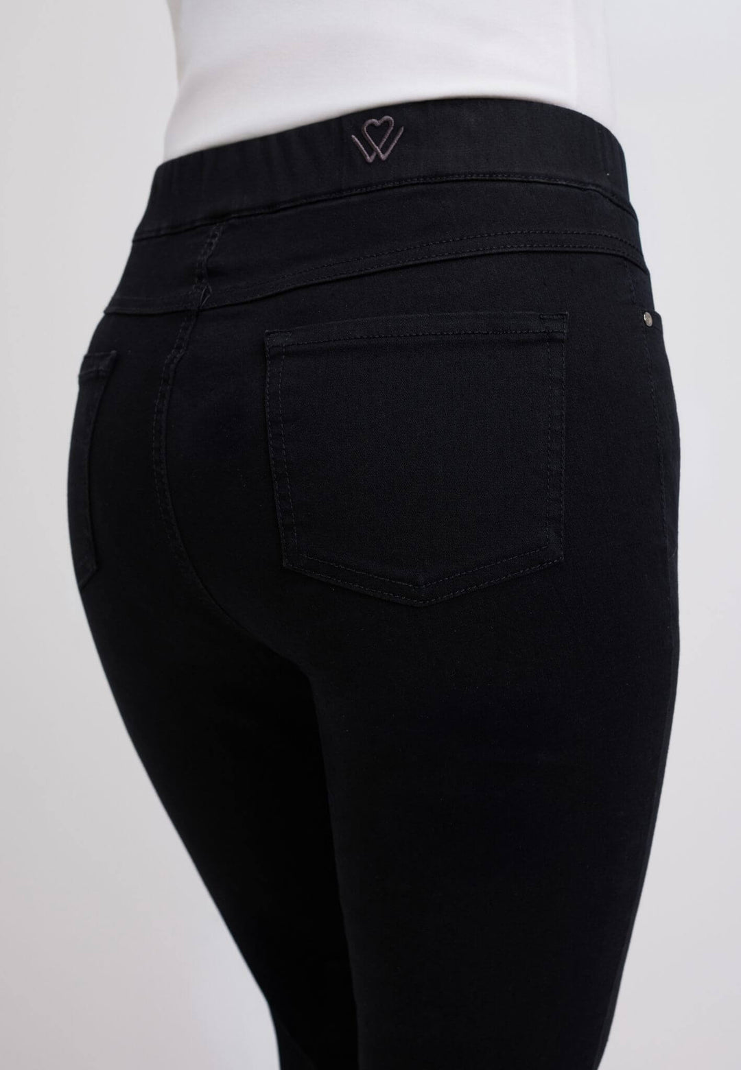 wonderjeans Classic Pull-On Black