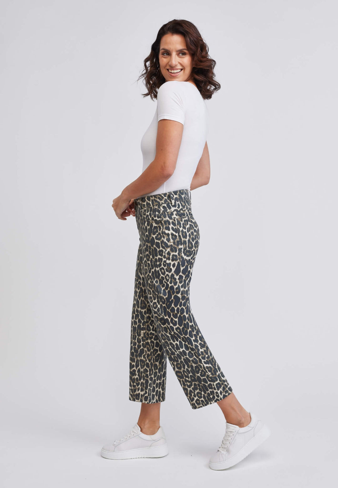 wonderjeans Relaxed Straight Ankle Leo Print