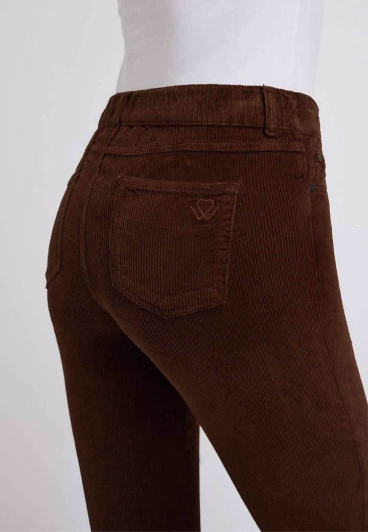 wonderjeans Relaxed Straight Easy Cord Chocolate