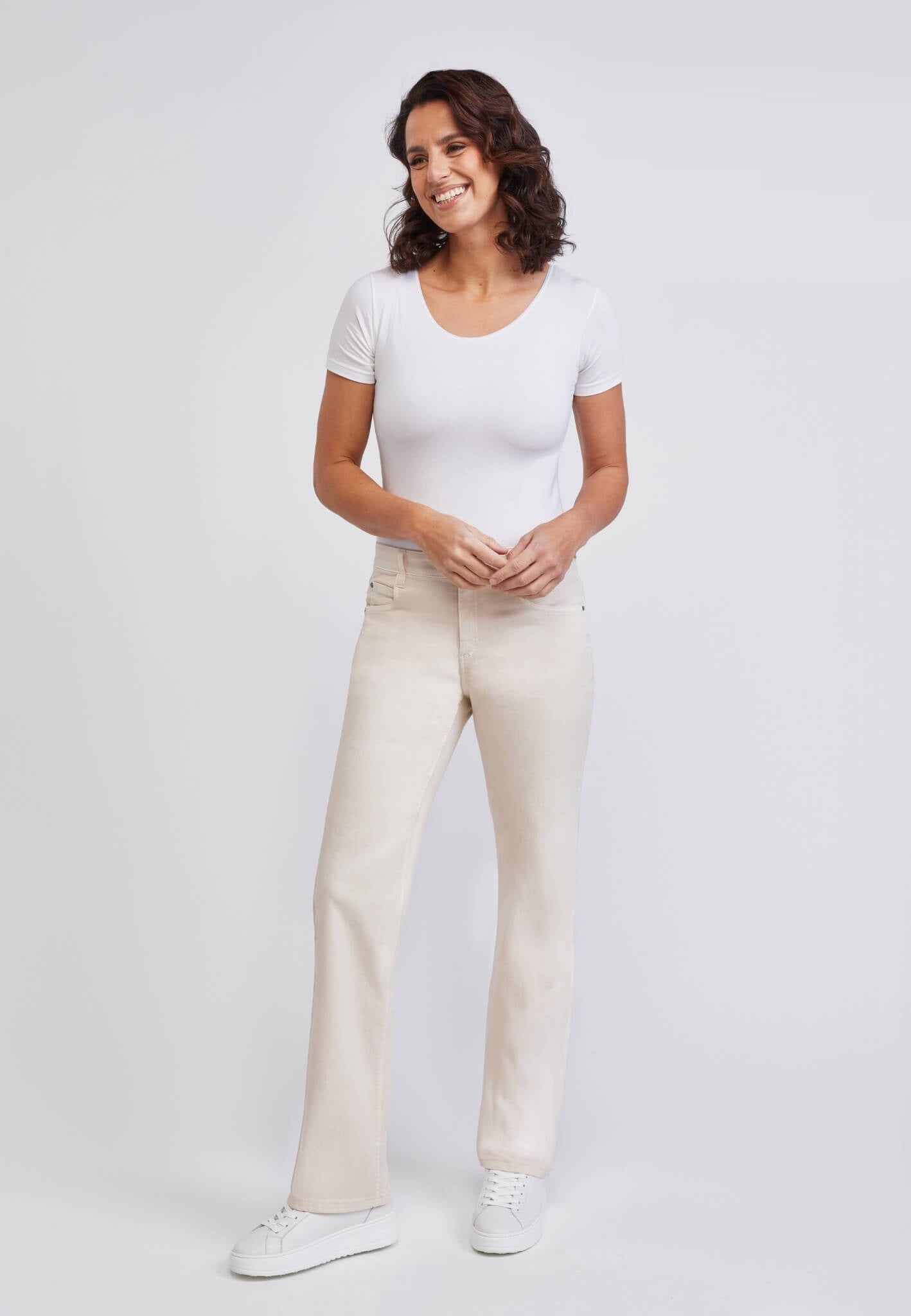 wonderjeans Relaxed Straight Sand